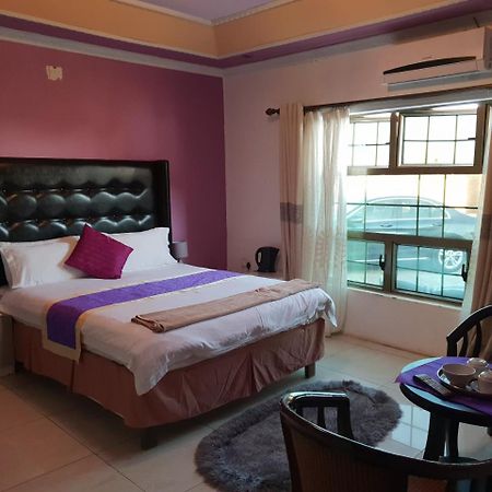 Mathlyn Guest House فرانسیستوون المظهر الخارجي الصورة