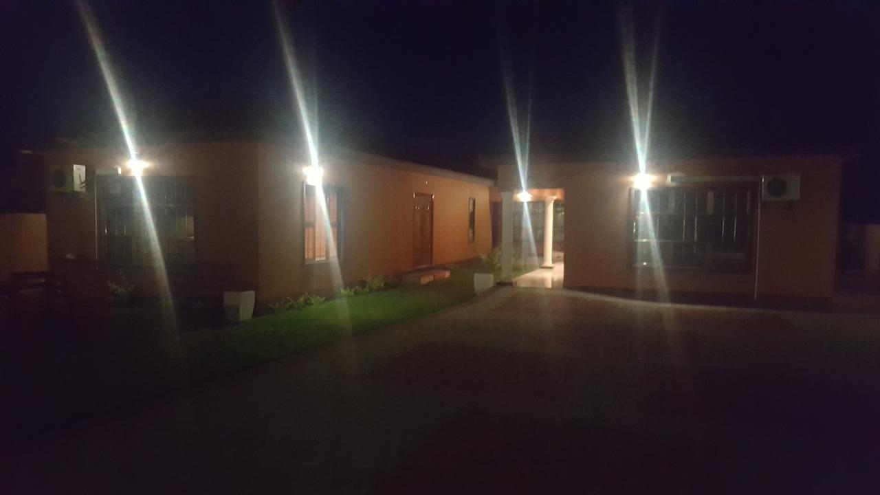 Mathlyn Guest House فرانسیستوون المظهر الخارجي الصورة